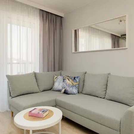 1 Pokojowy Szafir Kasprowicza