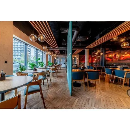 1 Pokojowy Szafir Kasprowicza * Kolobrzeg