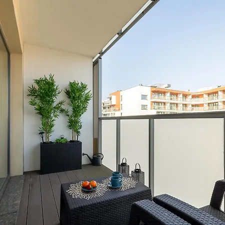 1 Pokojowy Szafir Kasprowicza Kolobrzeg